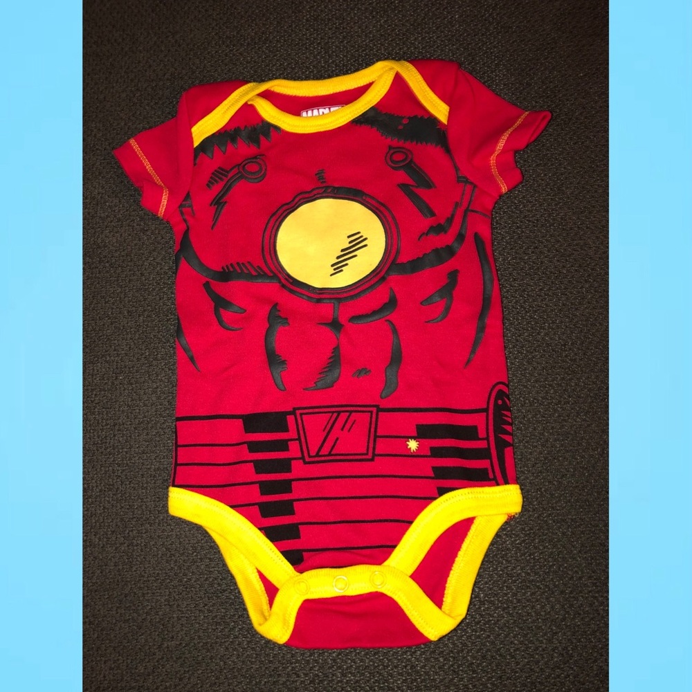 NWOT Avengers onesie ❤️💛